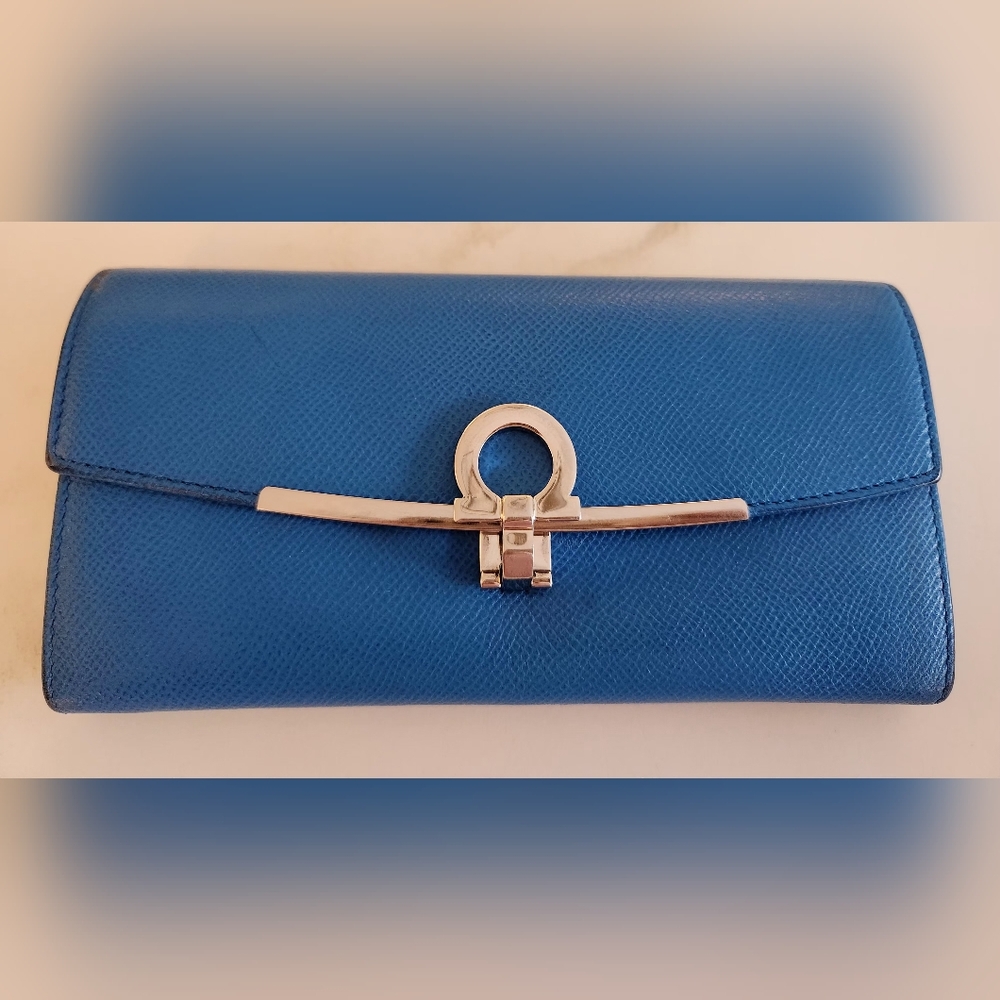 Ferragamo Continental Blue Leather And Silver Clip Wallet-Stunning!